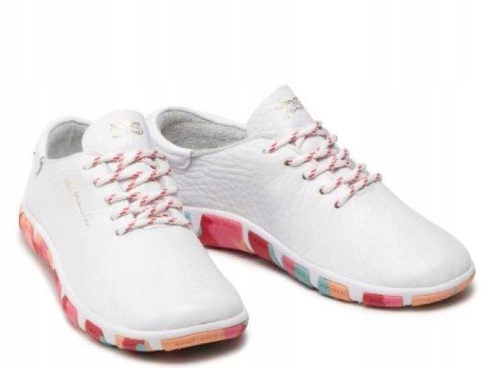 Niskie, sznurowane buty damskie od TBS