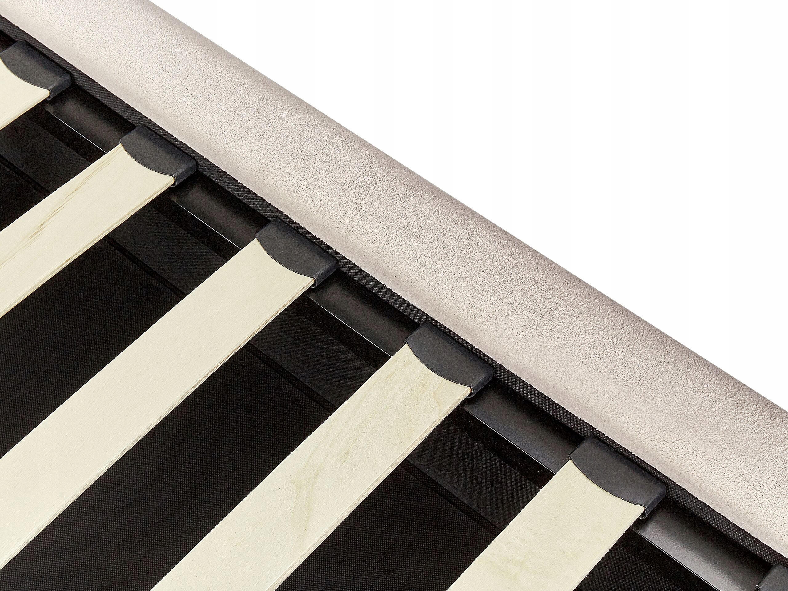 Wygodne oparcie z poduszkami – Idealne do czytania i relaksu