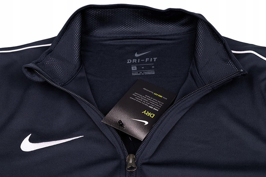 Oddychający materiał z technologią Dri-FIT