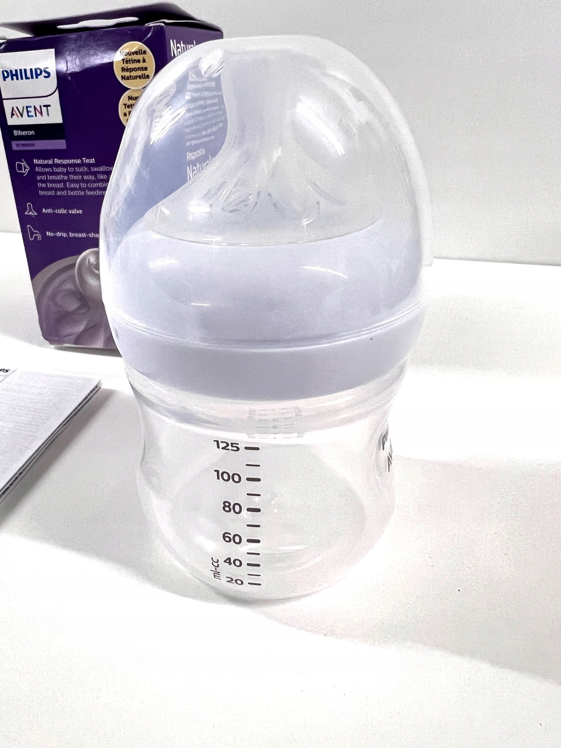 Specjalna budowa smoczka – Zapobieganie wyciekaniu mleka