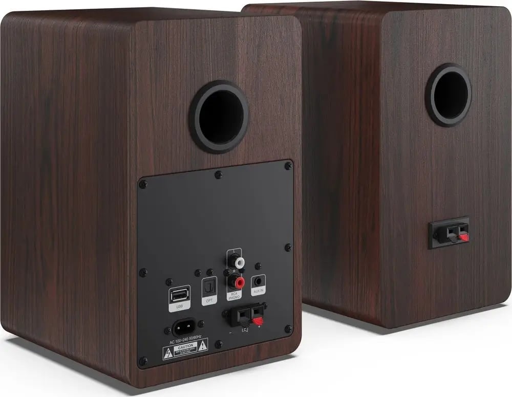 Wiele opcji podłączenia: AUX, RCA, USB