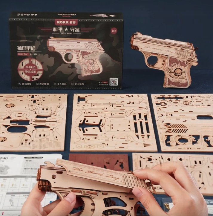 RoboTime Drewniana Układanka Mini Pistolet Justice Guard – Kreatywna zabawa dla każdego