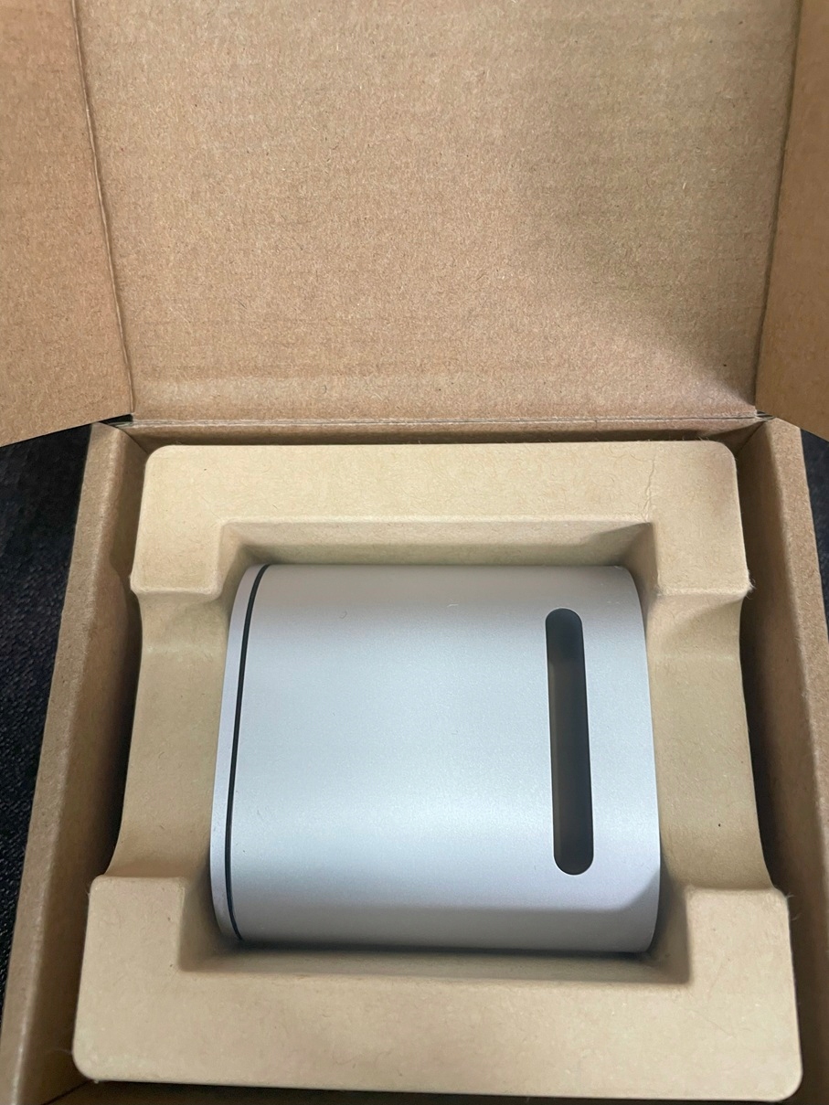 Kompaktowe wymiary: 67 mm szerokości, 66 mm głębokości, 43 mm wysokości