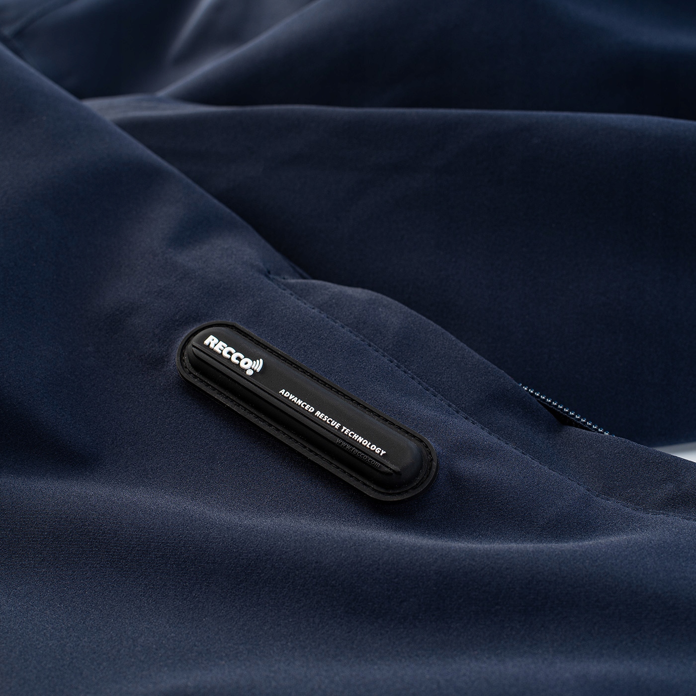 Praktyczne rozwiązania – System Recco® i fartuchy przeciwśnieżne