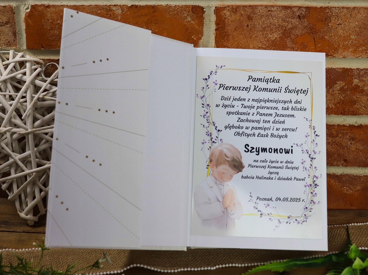 Twarda okładka i estetyczny format B5