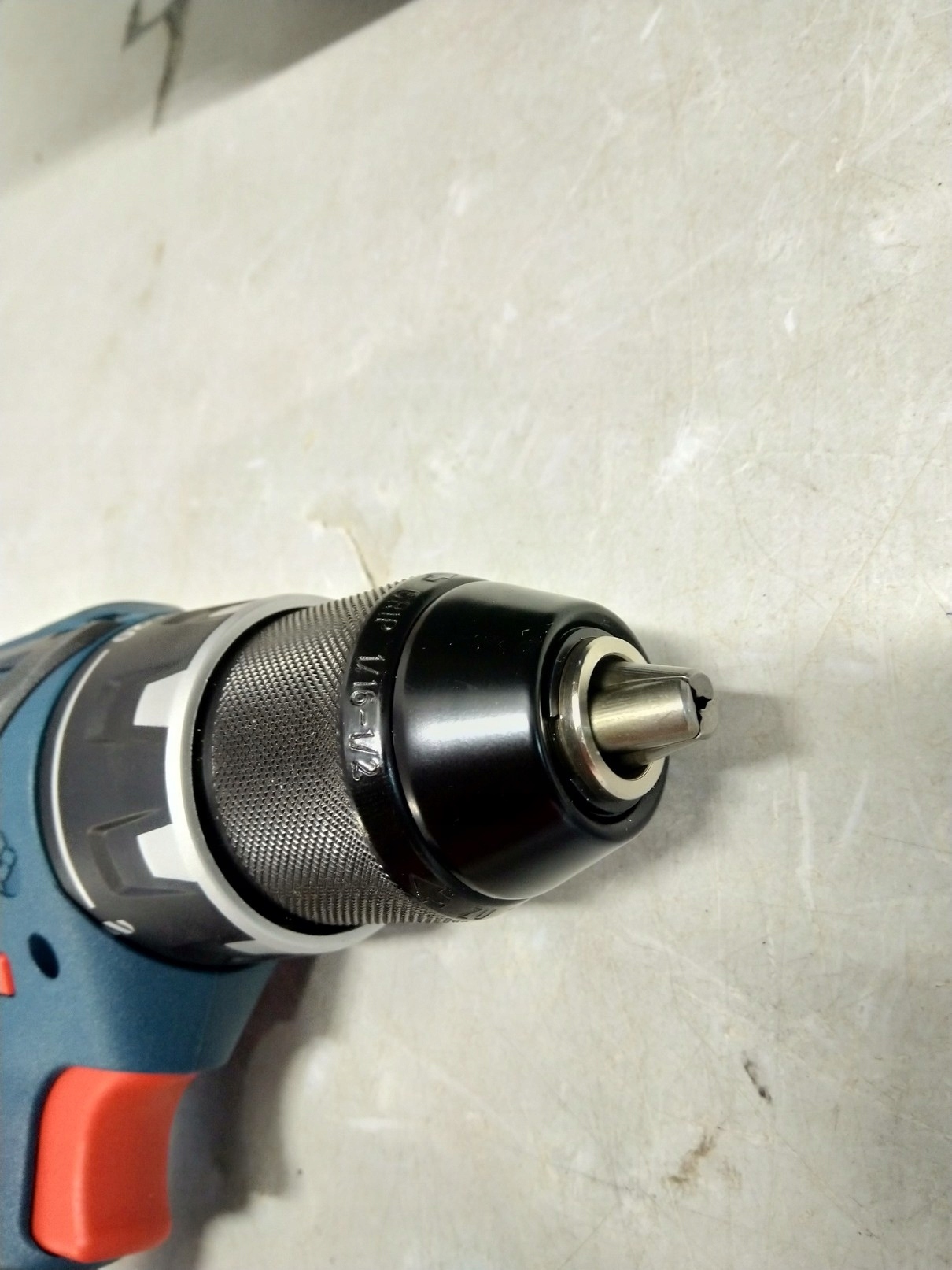 Kompaktowa konstrukcja dla łatwej obsługi