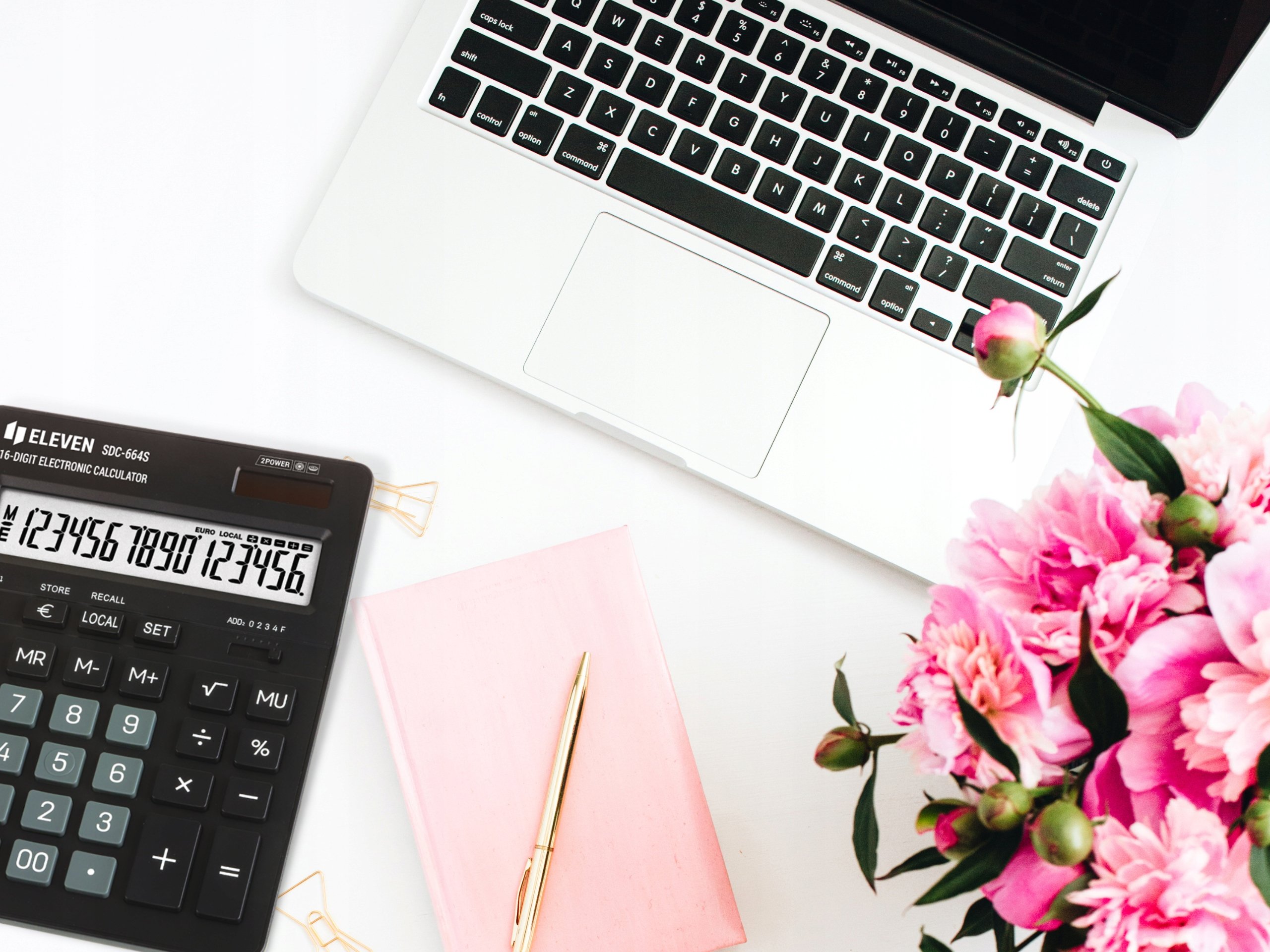 Funkcje biznesowe – Kalkulacja podatku i konwersja walut