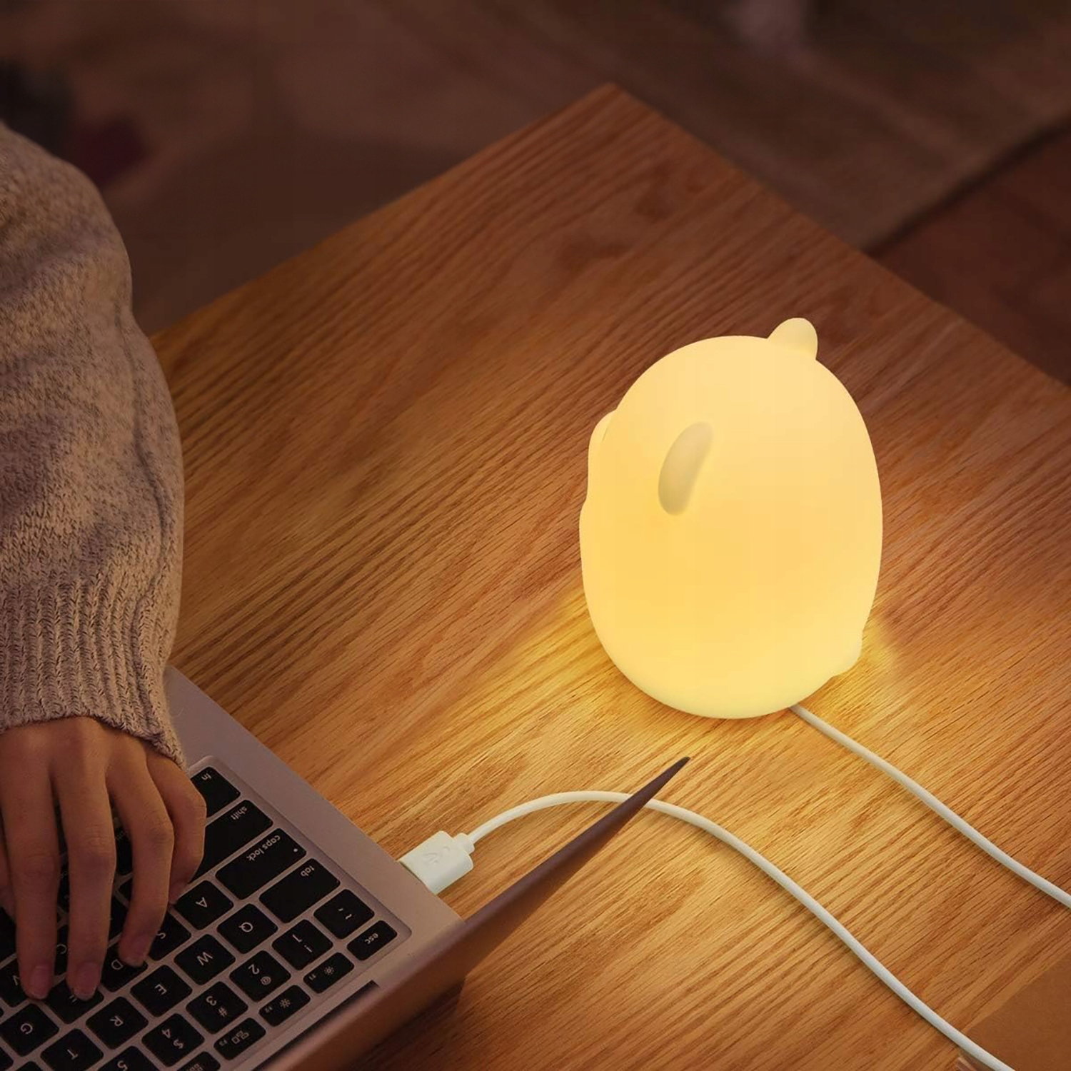 Lampka nocna Miś NL-10 – Kolorowa przyjemność dla dzieci