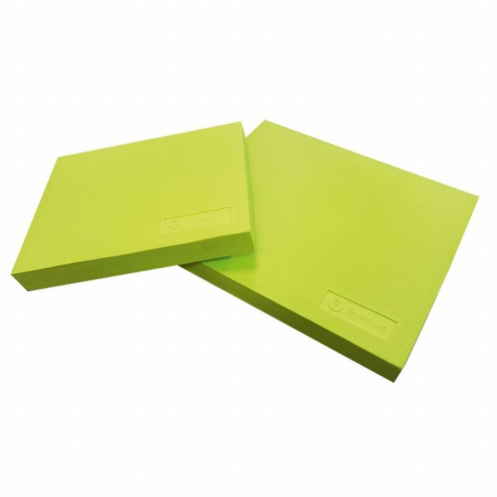 Wymiary i waga – 40x33x5 cm, 0.34 kg