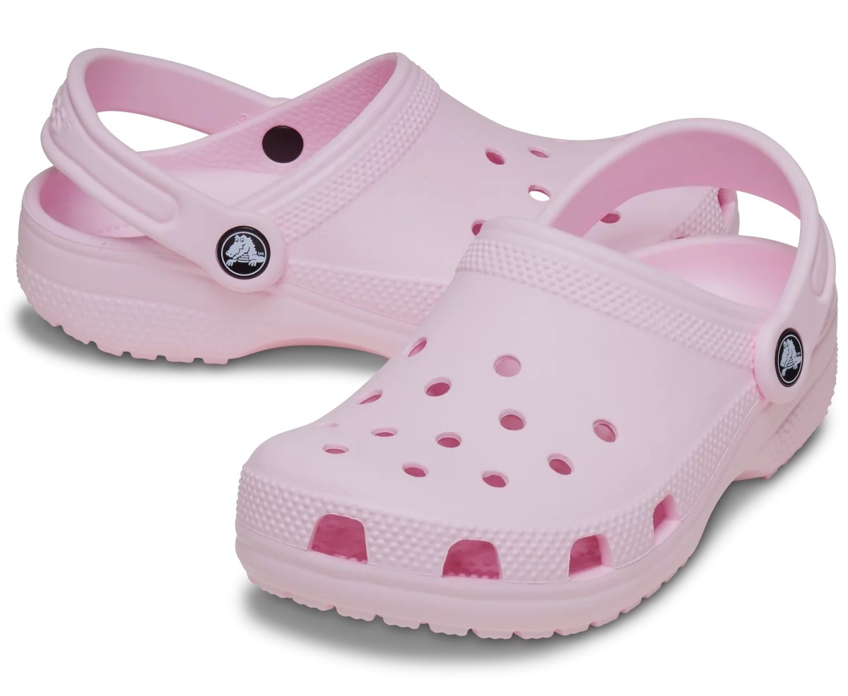 Wygodne i lekkie klapki na każdą okazję