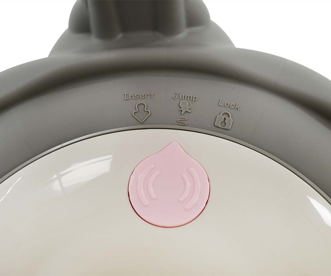 Możliwość przekształcenia w stolik do zabawy