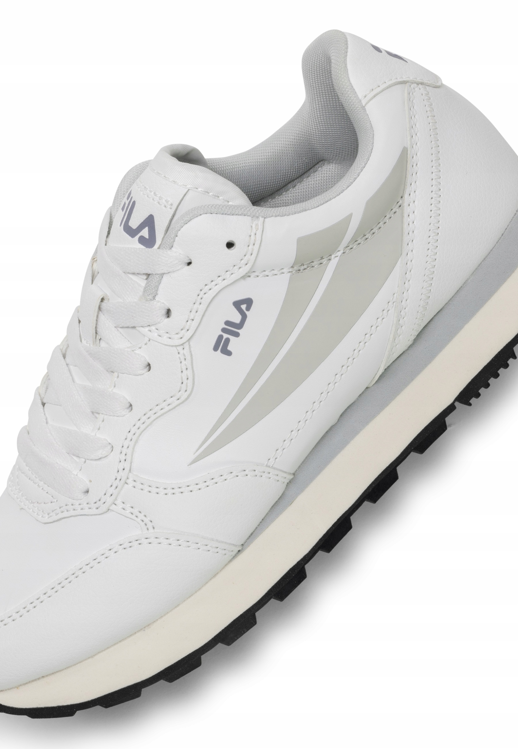 Stylowe połączenie kolorów – Białe z szarymi akcentami