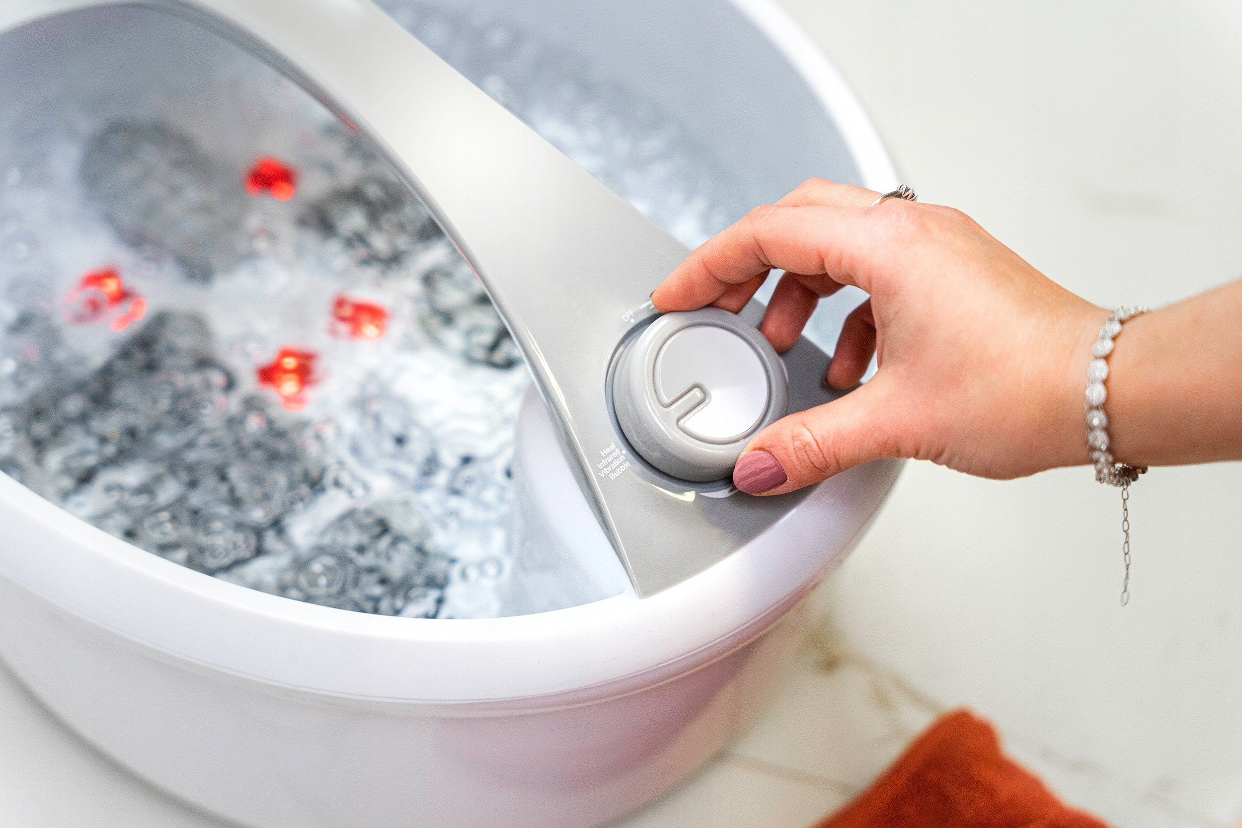 6 rolek masujących dla wyjątkowego komfortu