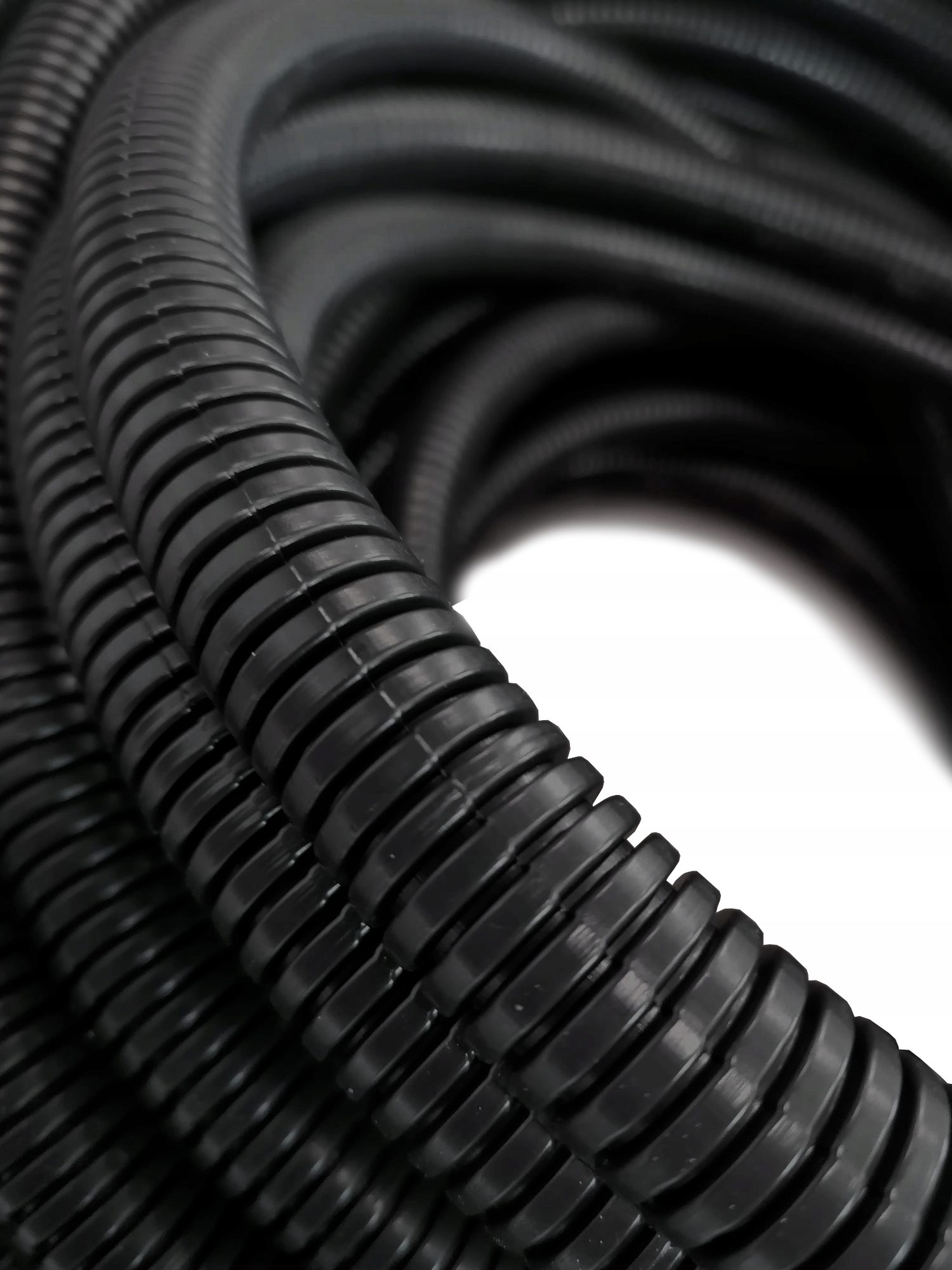 Materiał i właściwości rury – Dlaczego warto wybrać PVC?