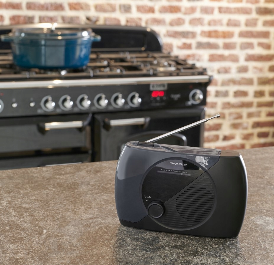 Modne radio do użytku w kuchni, biurze i na zewnątrz