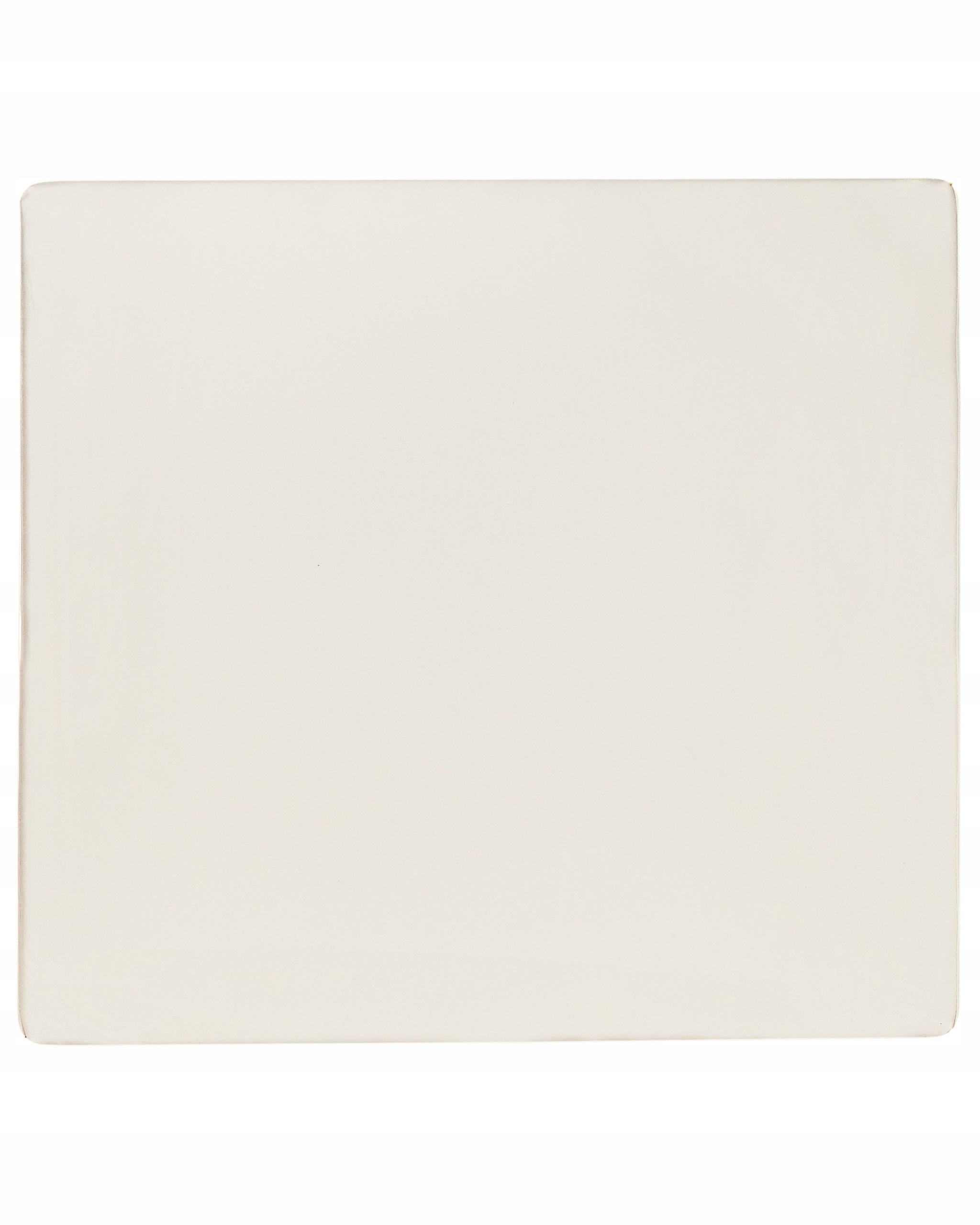 Solidna konstrukcja z drewna akacjowego