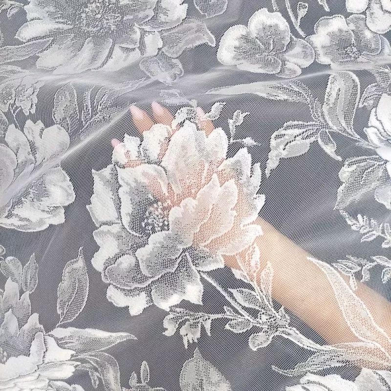 Klasyczna firanka żakardowa – Idealna do każdego pomieszczenia