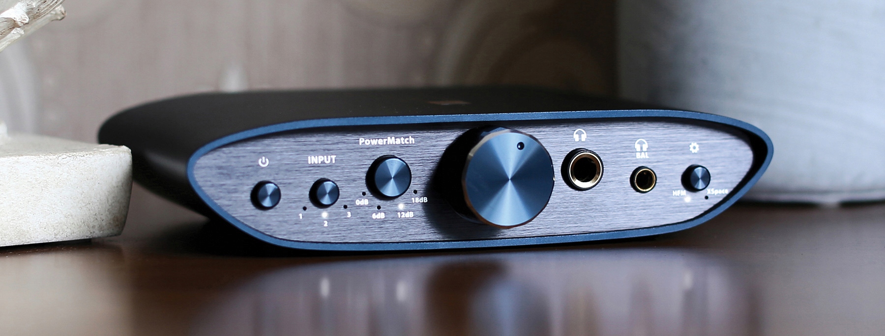 Innowacyjne funkcje ActivEQ i XSpace