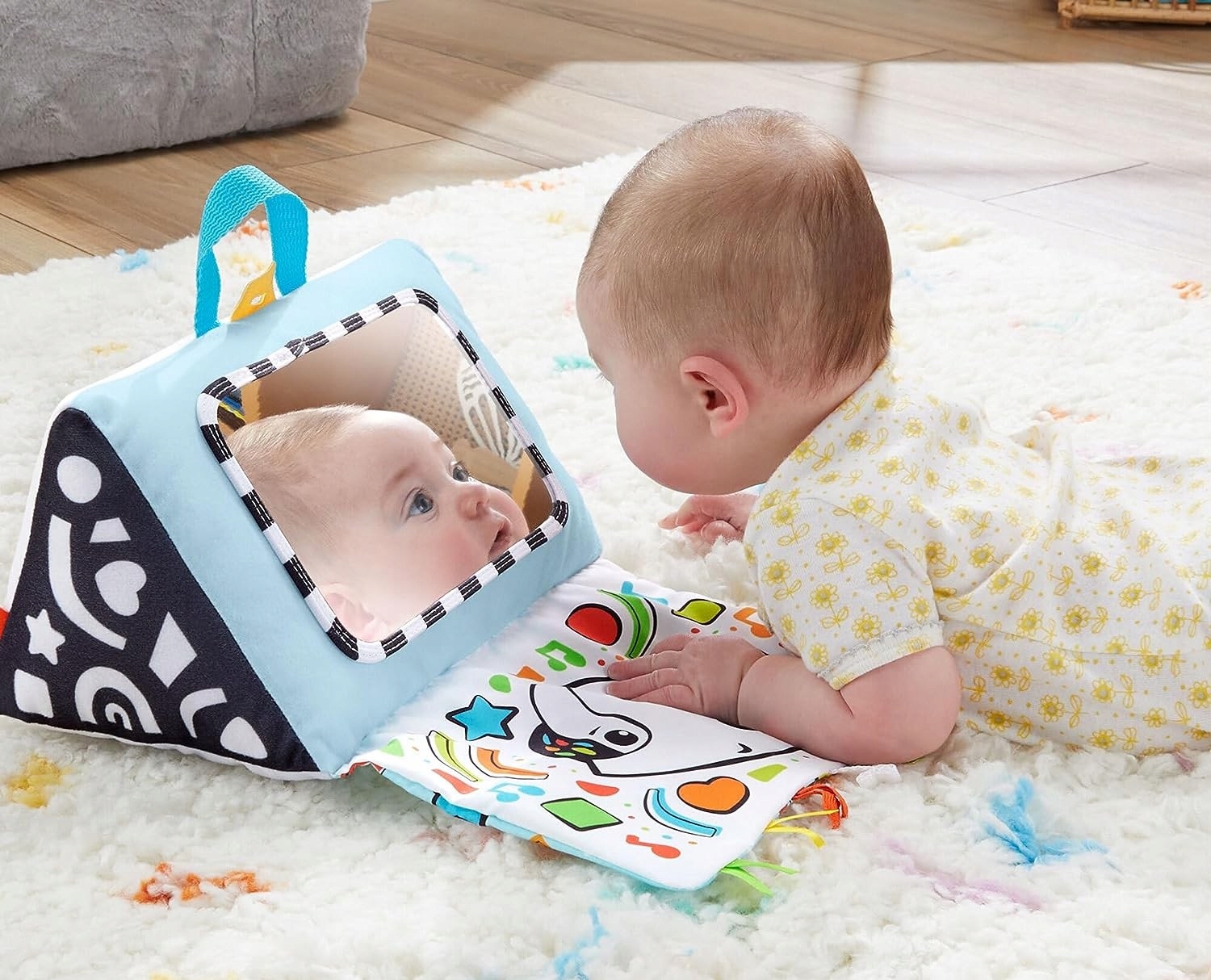 Sensoryczne odkrycia z kontrastowymi kolorami