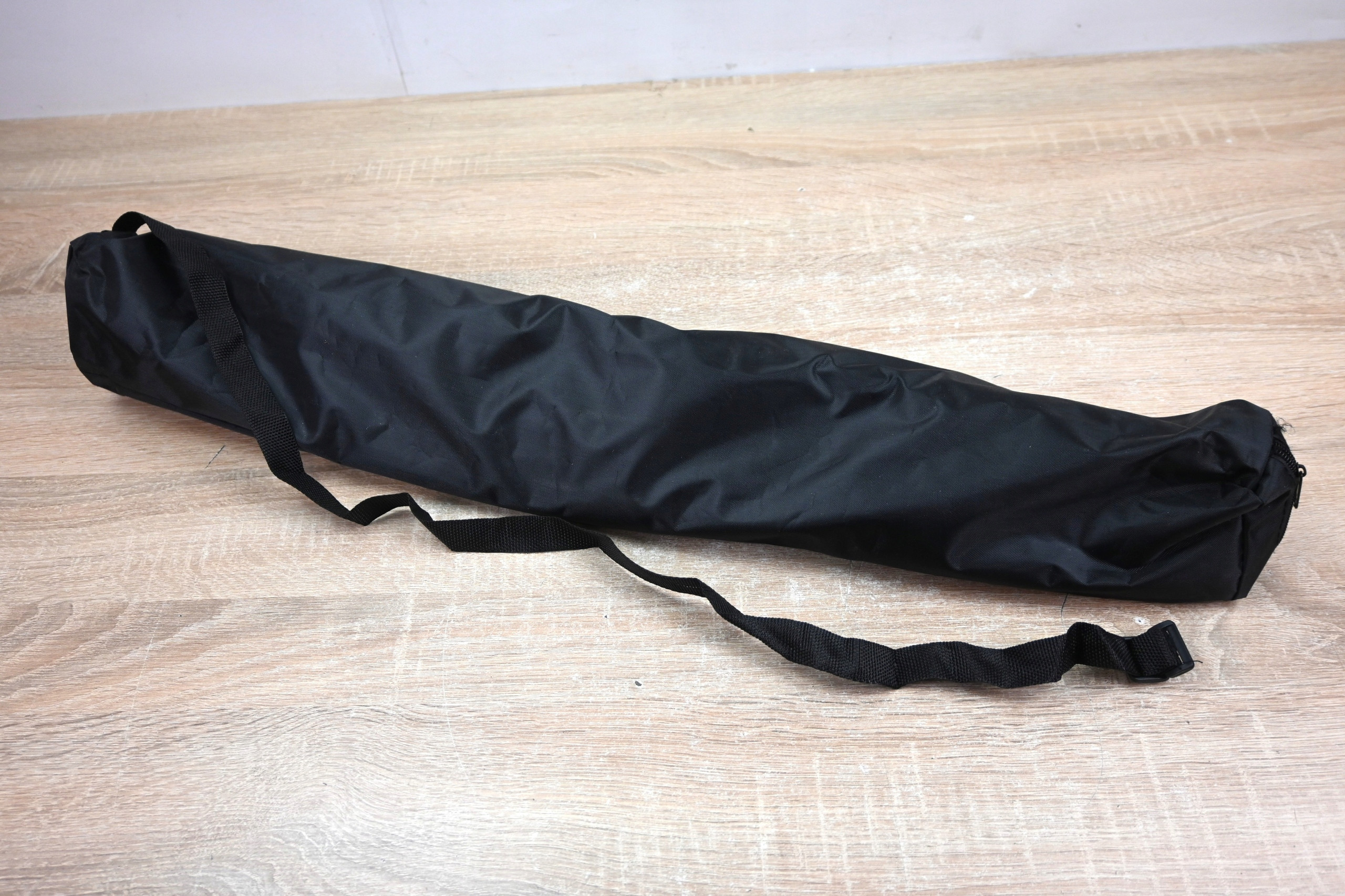 Lekka i mobilna konstrukcja – Doskonała do plenerowych sesji malarskich