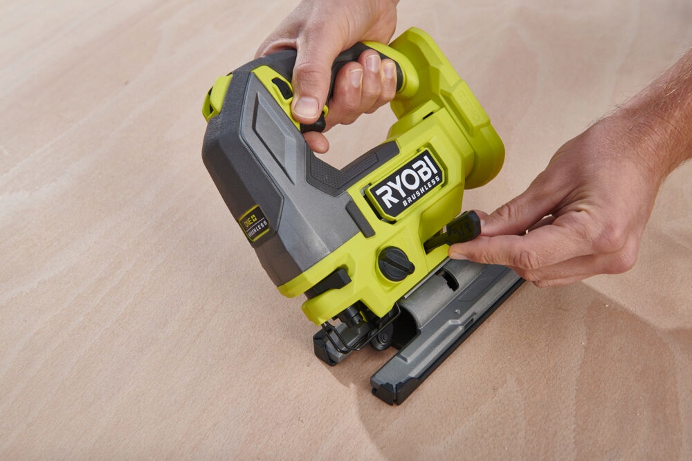 Regulacja wahadłowa – 4 stopnie intensywności cięcia