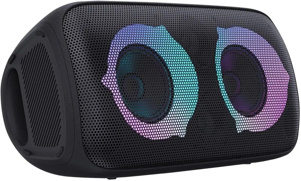 Wygodne złącza – USB, AUX i czytnik kart pamięci