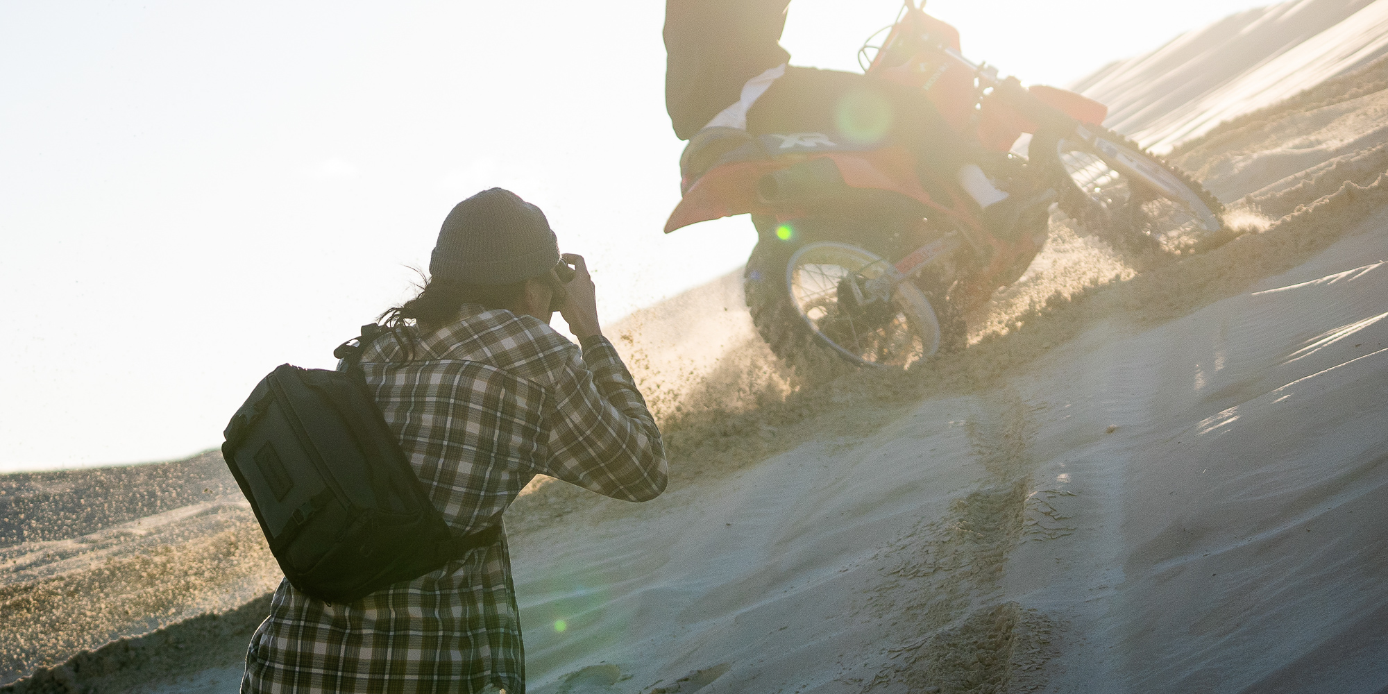 Torba fotograficzna Wandrd Rogue Sling 9 l - pomarańczowa = Nie tylko dla fotografów i twórców video
