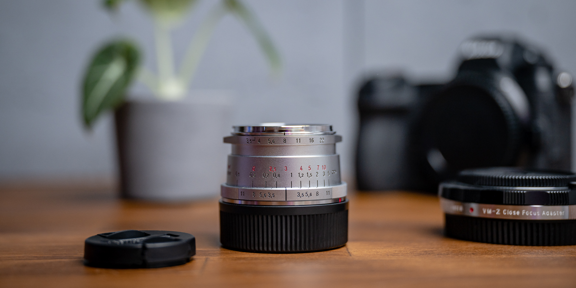 Obiektyw Voigtlander Color Skopar II Vintage Line 21 mm f/3,5 do Leica M - srebrny - W ogóle i w szczególe