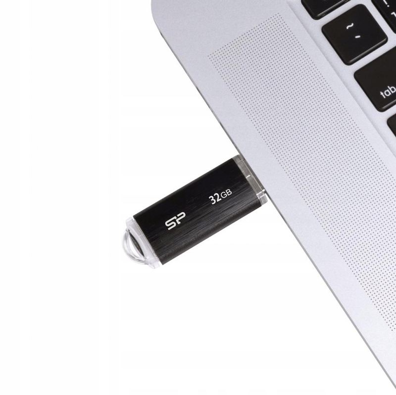 Pendrive Silicon Power Ultima U02 32 GB – Wysoka wydajność w kompaktowej formie