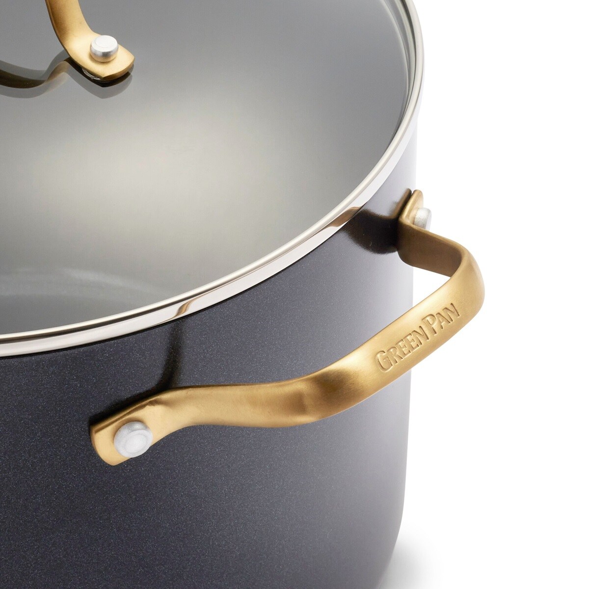 Wygodne Uchwyty i Szklane Pokrywki – Komfort w Kuchni