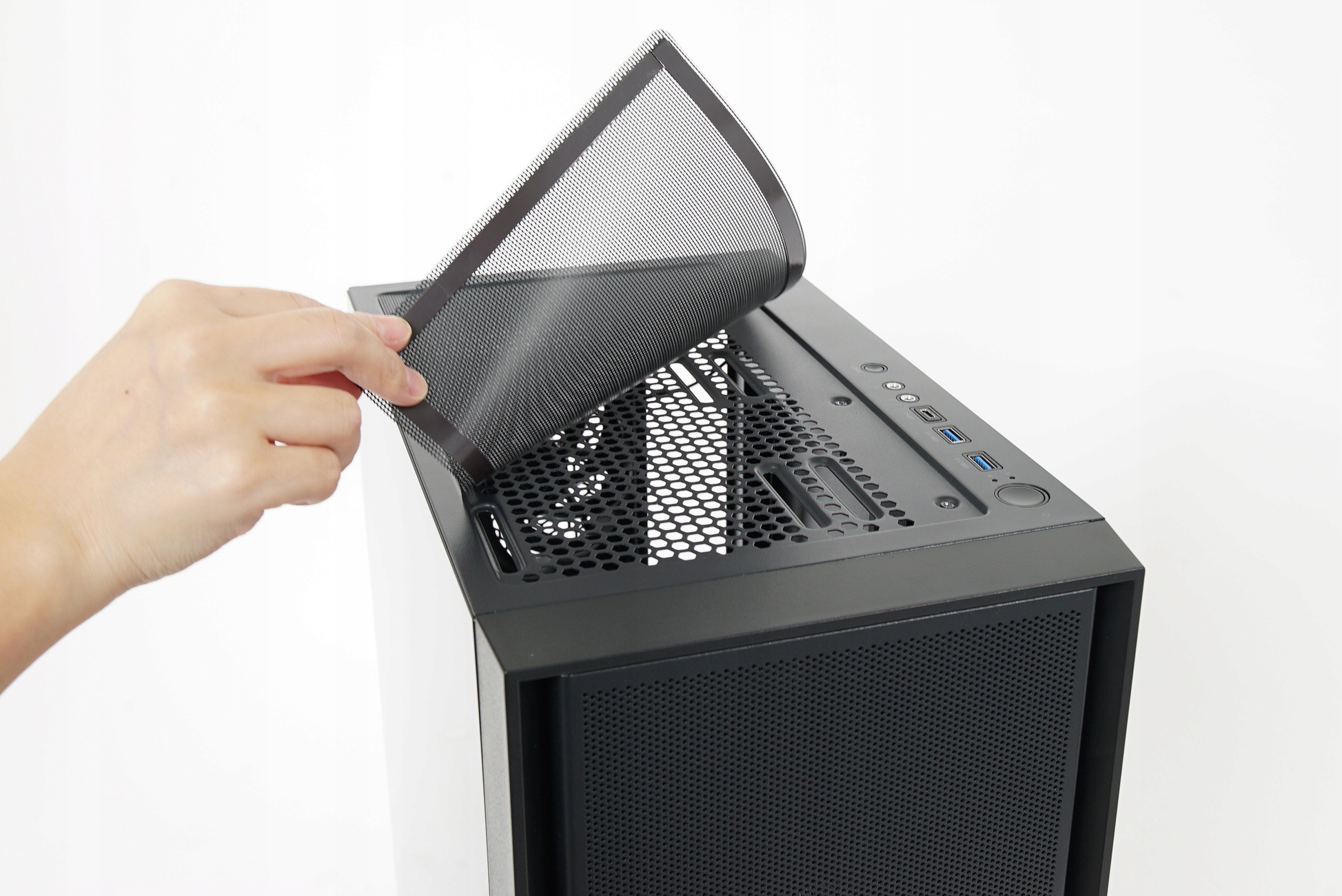 Kompatybilność z chłodzeniem wodnym All-in-One