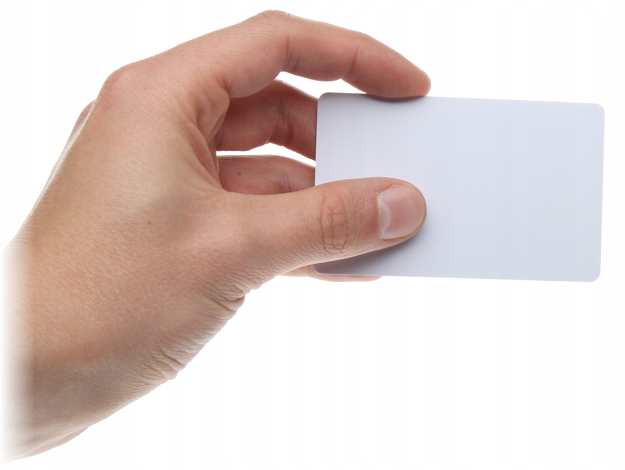 Cienka karta z tworzywa PVC – Lekka i praktyczna