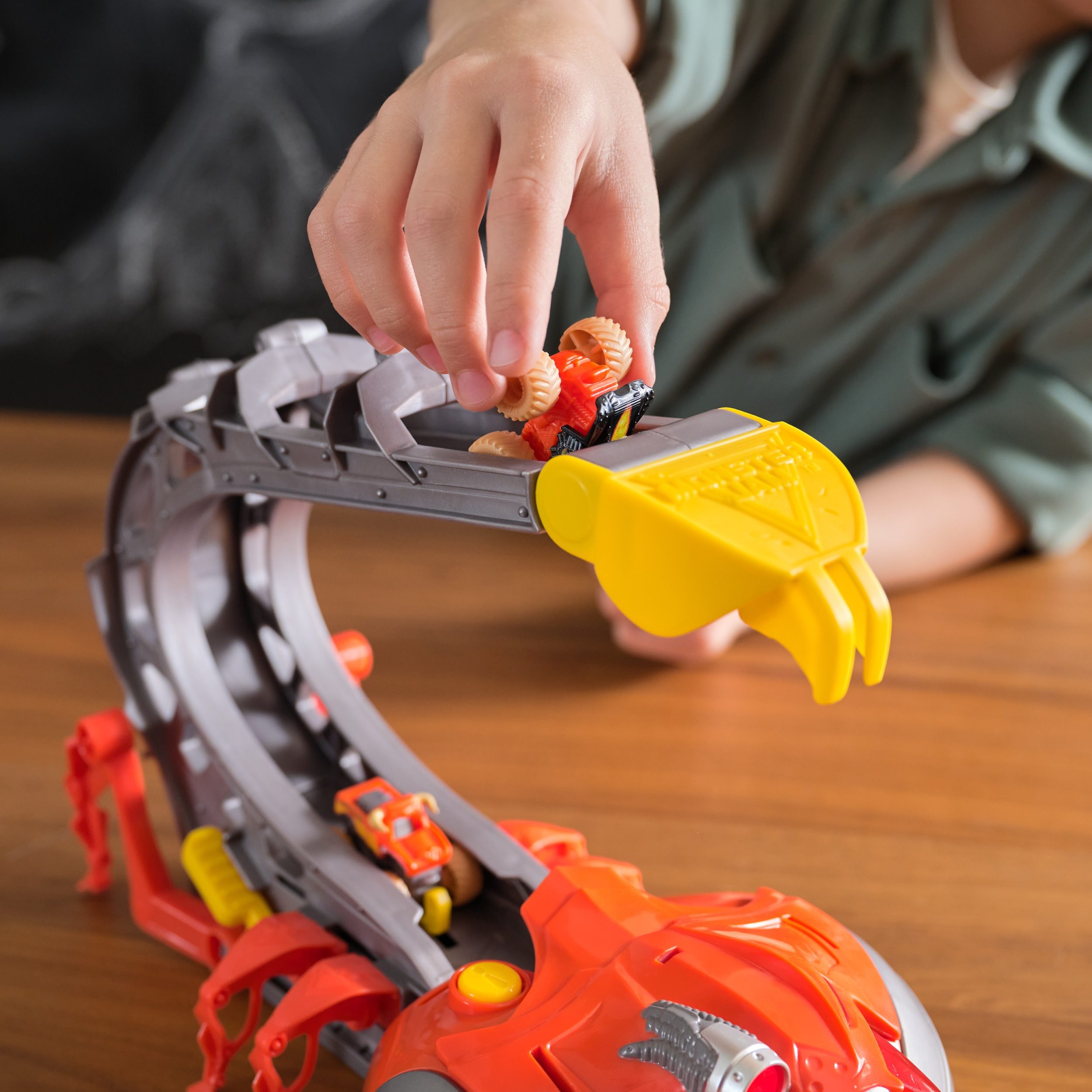 Idealny prezent dla dzieci – Zestaw dla fanów Monster Jam