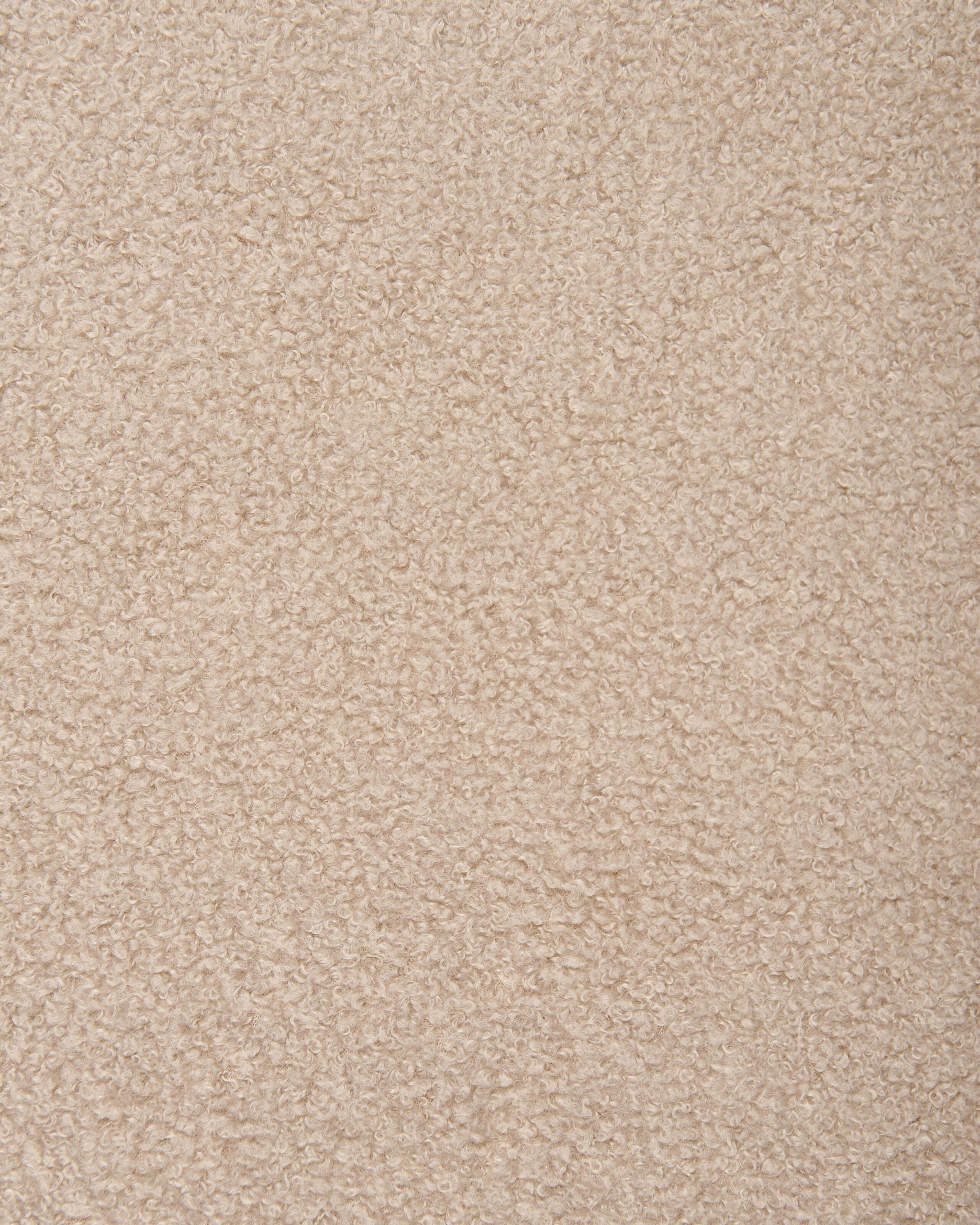 Stabilna konstrukcja z żelaznymi nóżkami – Bezpieczeństwo i wsparcie