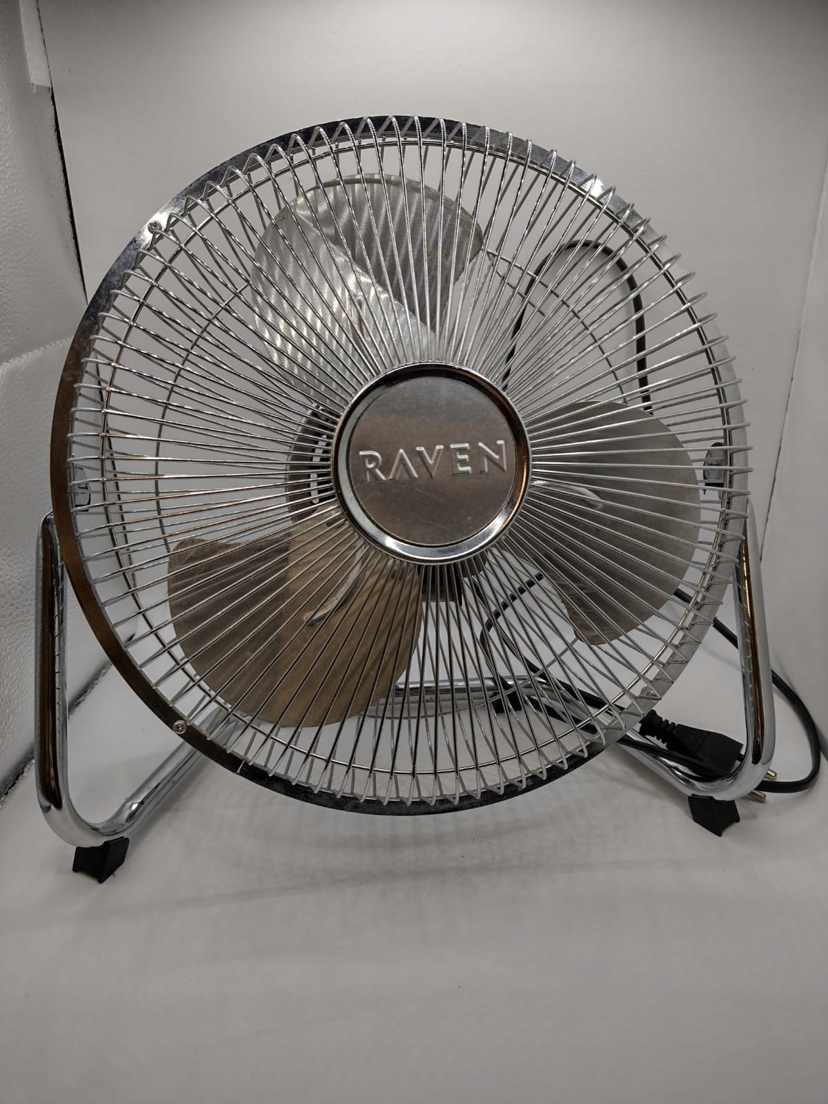 Wymiary i waga – Praktyczne informacje o Cyrkulatorze RAVEN ECP002NX