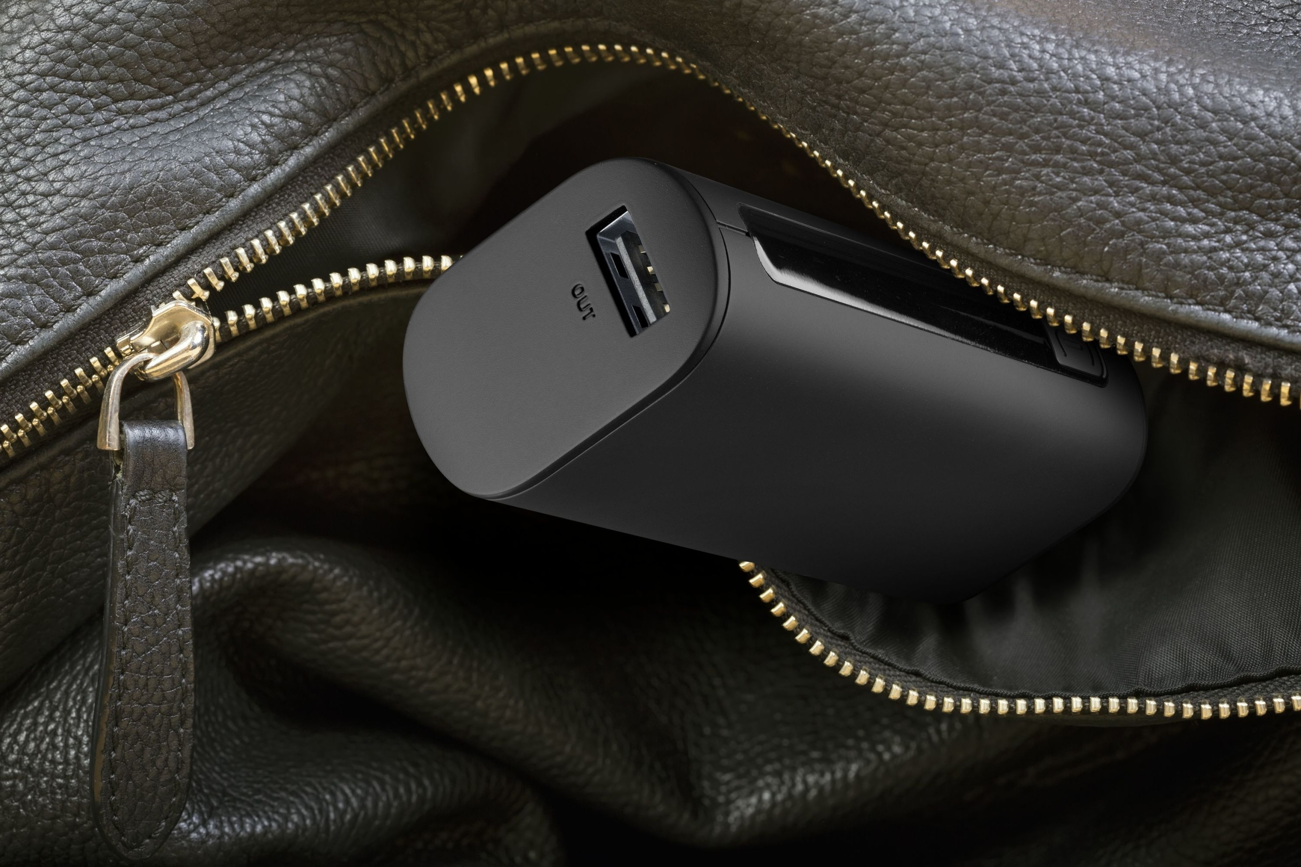 Ergonomiczny design z matowym wykończeniem Soft Touch