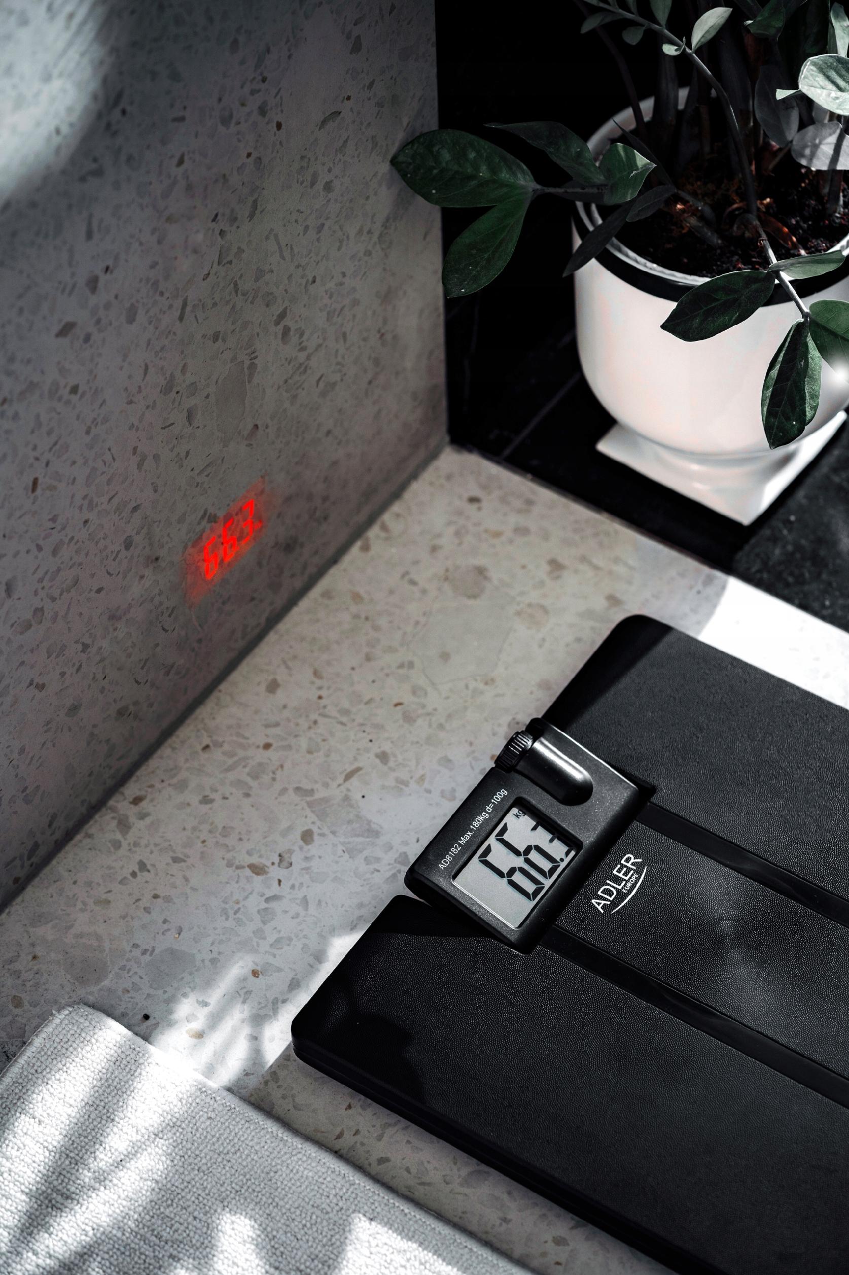 Innowacyjny projektor – Odczyt wyników na ścianie