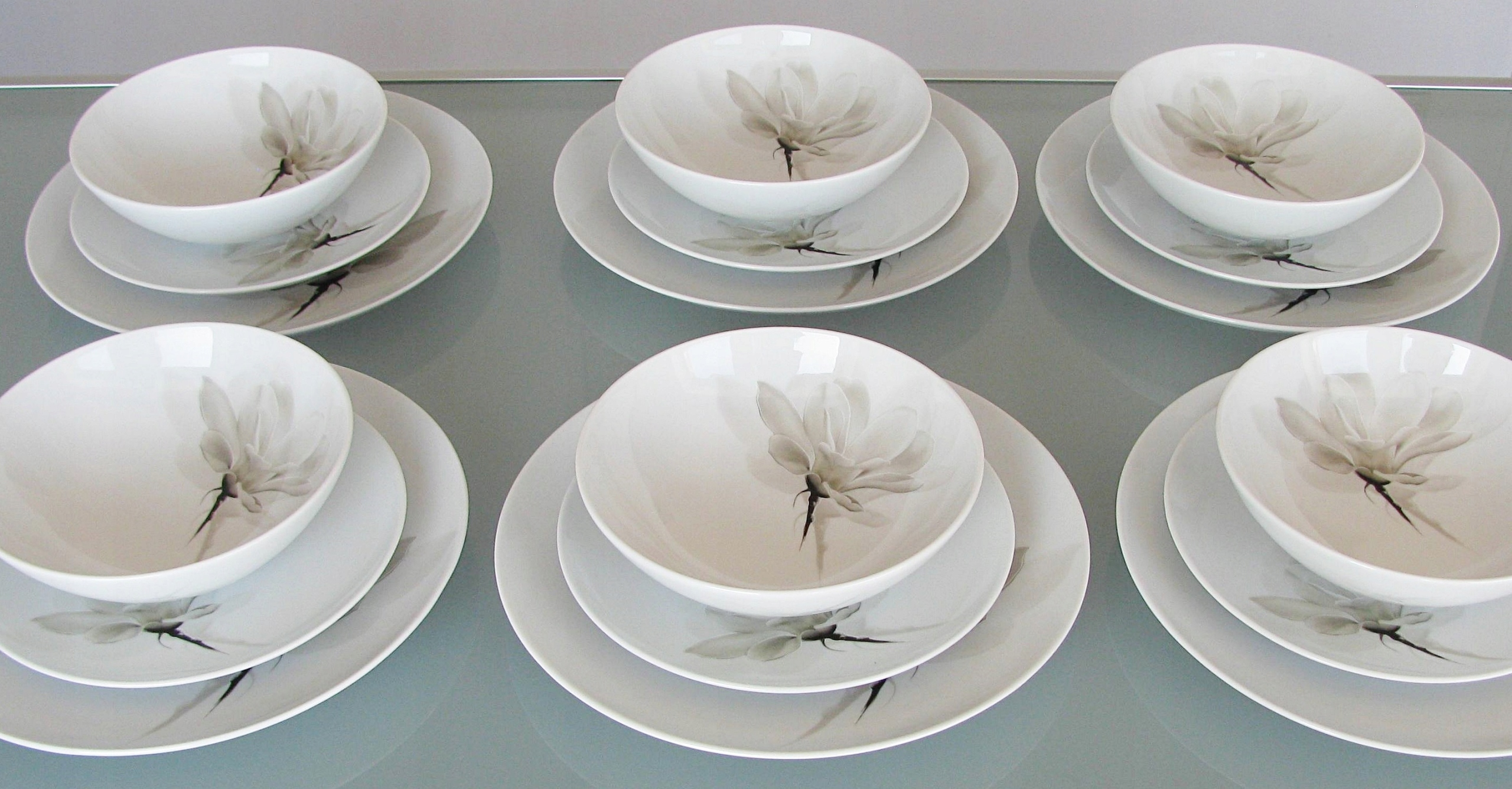 Porcelanowy serwis obiadowy od Lubiana
