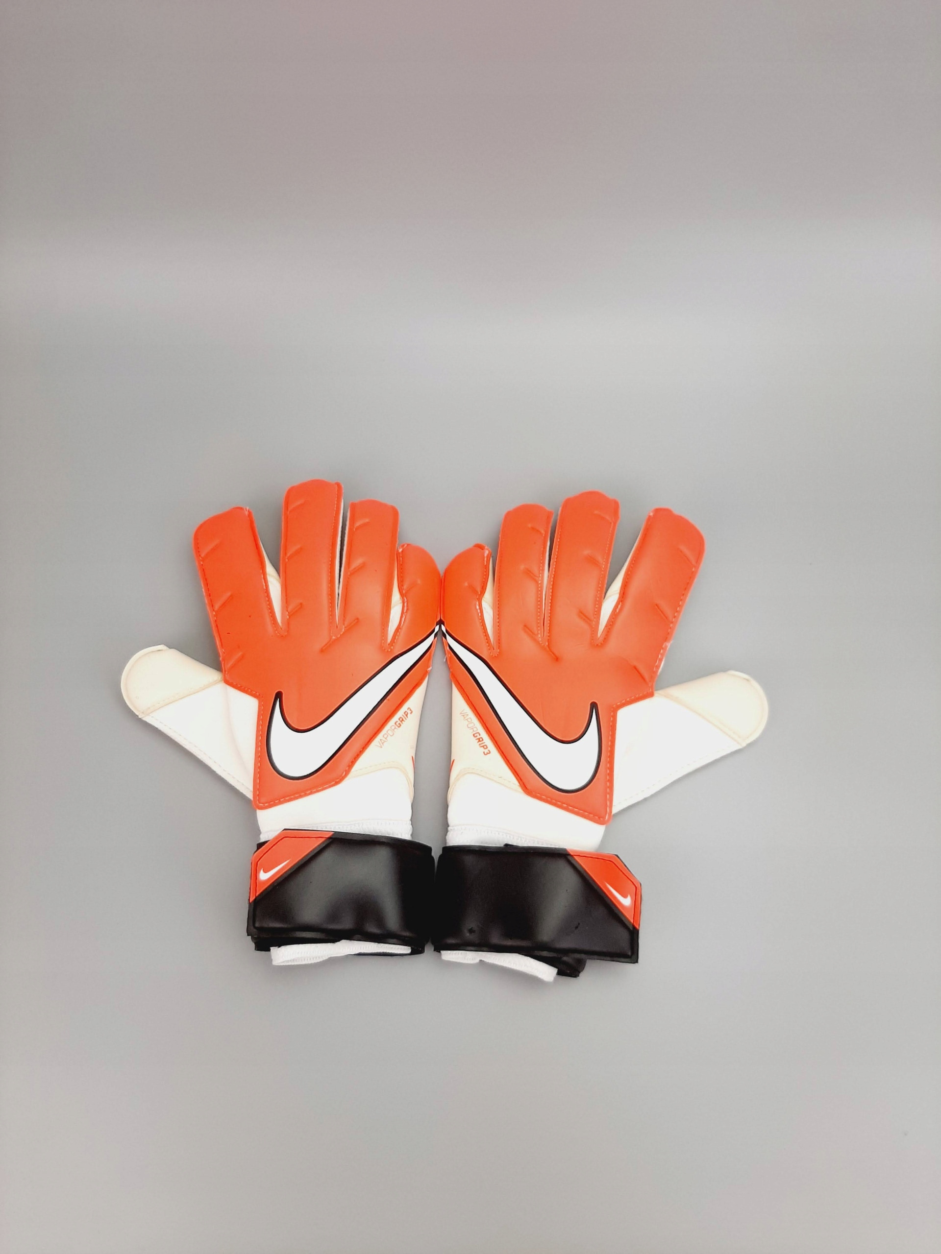 Rękawice Bramkarskie Nike Goalkeeper Vapor Grip3 – Idealne dla każdego bramkarza