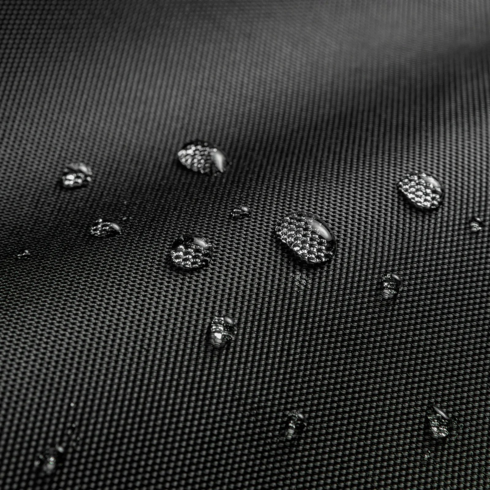 Trwała konstrukcja z wysokiej jakości materiałów