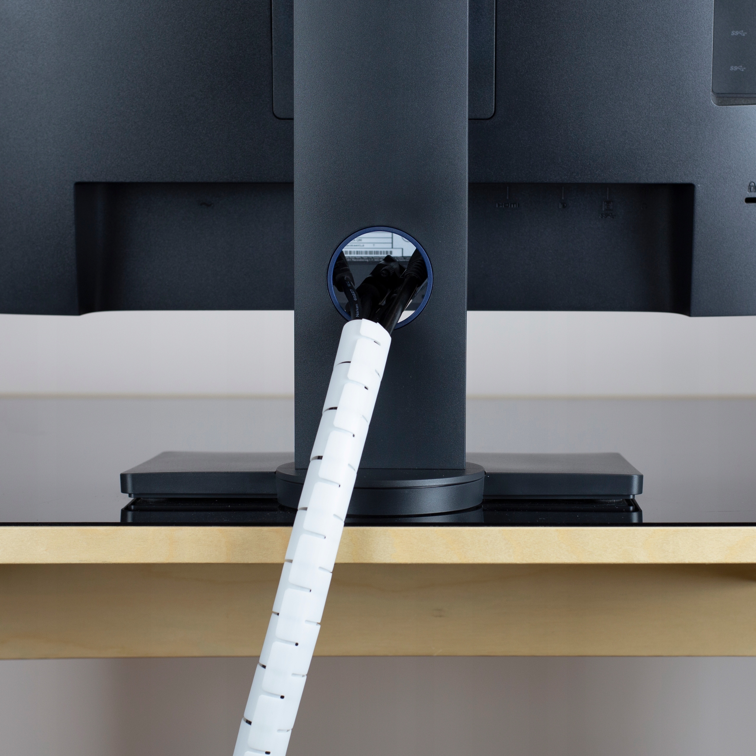 Szybkie wprowadzanie kabli dzięki innowacyjnemu narzędziu