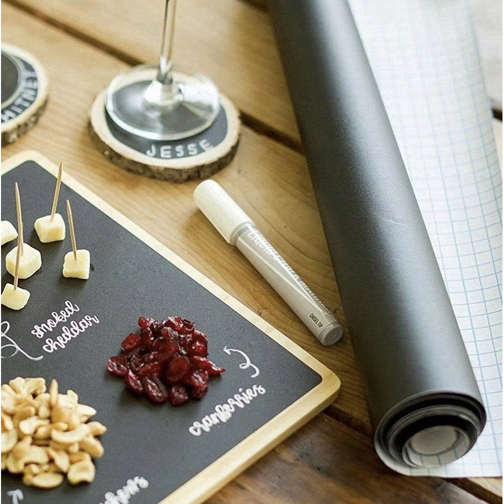 Duża powierzchnia do pisania – Wymiary XXL dla kreatywnych zastosowań