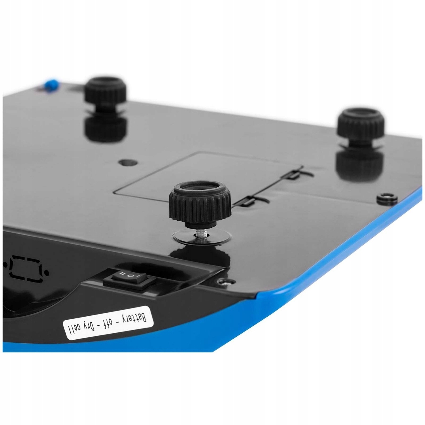 Stabilna konstrukcja z regulowanymi nóżkami