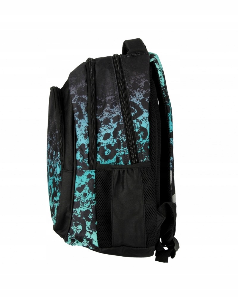 Przestronność i organizacja – idealny na szkolne akcesoria