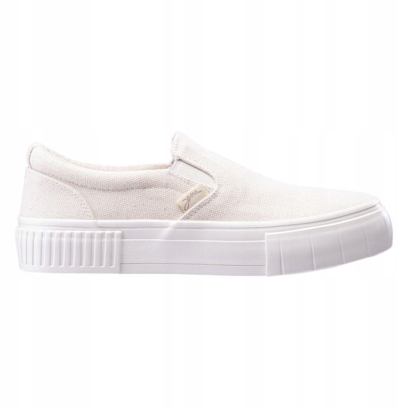 Klasyczny Design – Pasujący do Różnorodnych Stylizacji