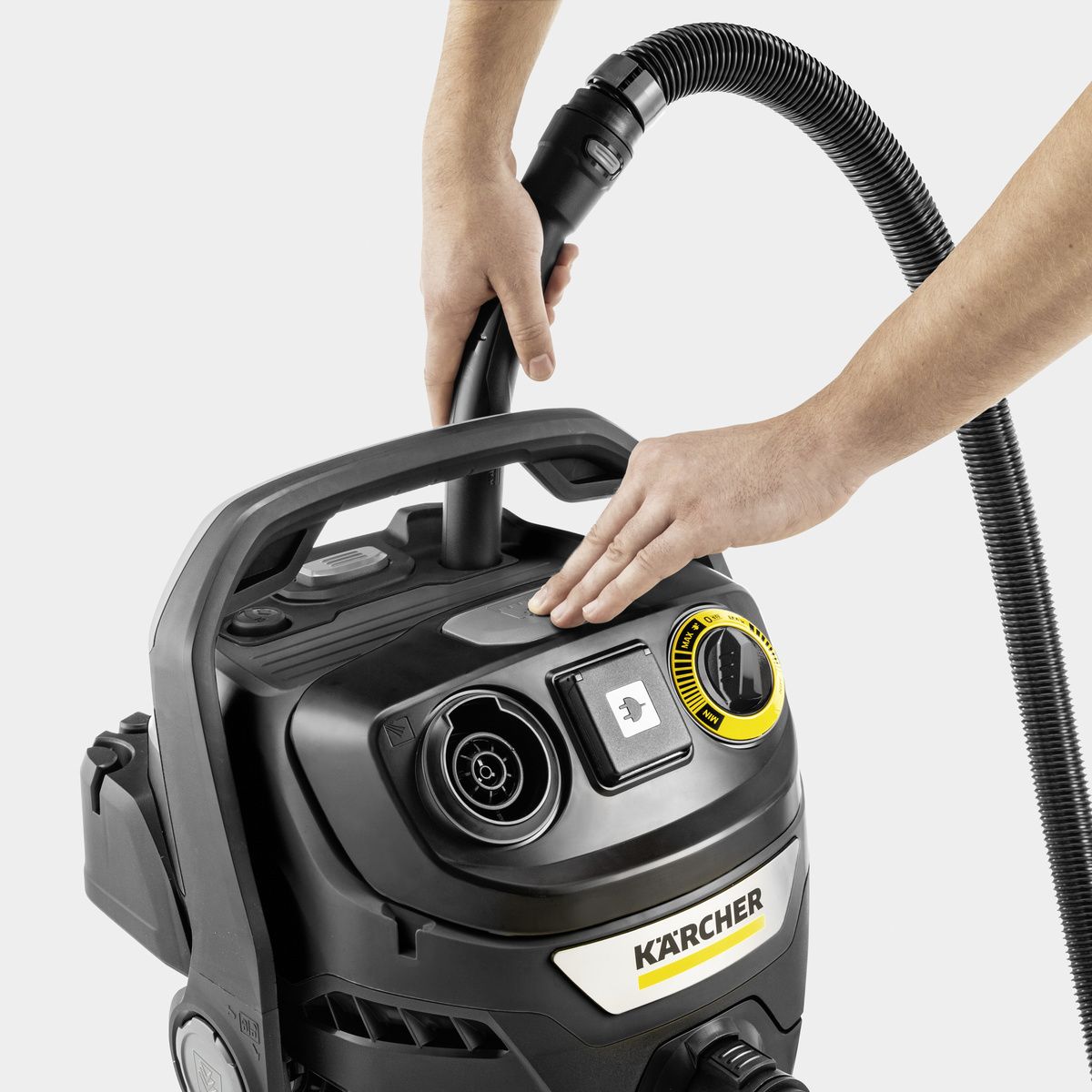ODKURZACZ PRZEMYSŁOWY KARCHER KWD6 GNIAZDO NADMUCH Pojemność zbiornika 25 l