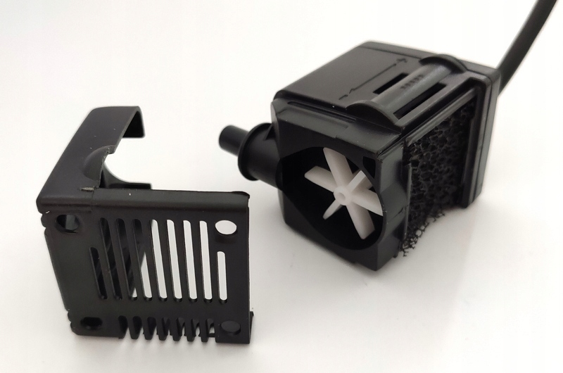 Wysoka jakość wykonania pompki ATMAN AT-302