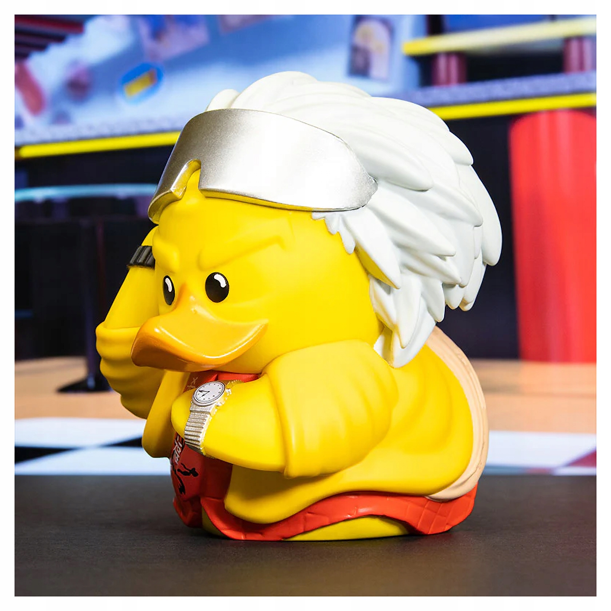 Wysokość figurki: 9 cm