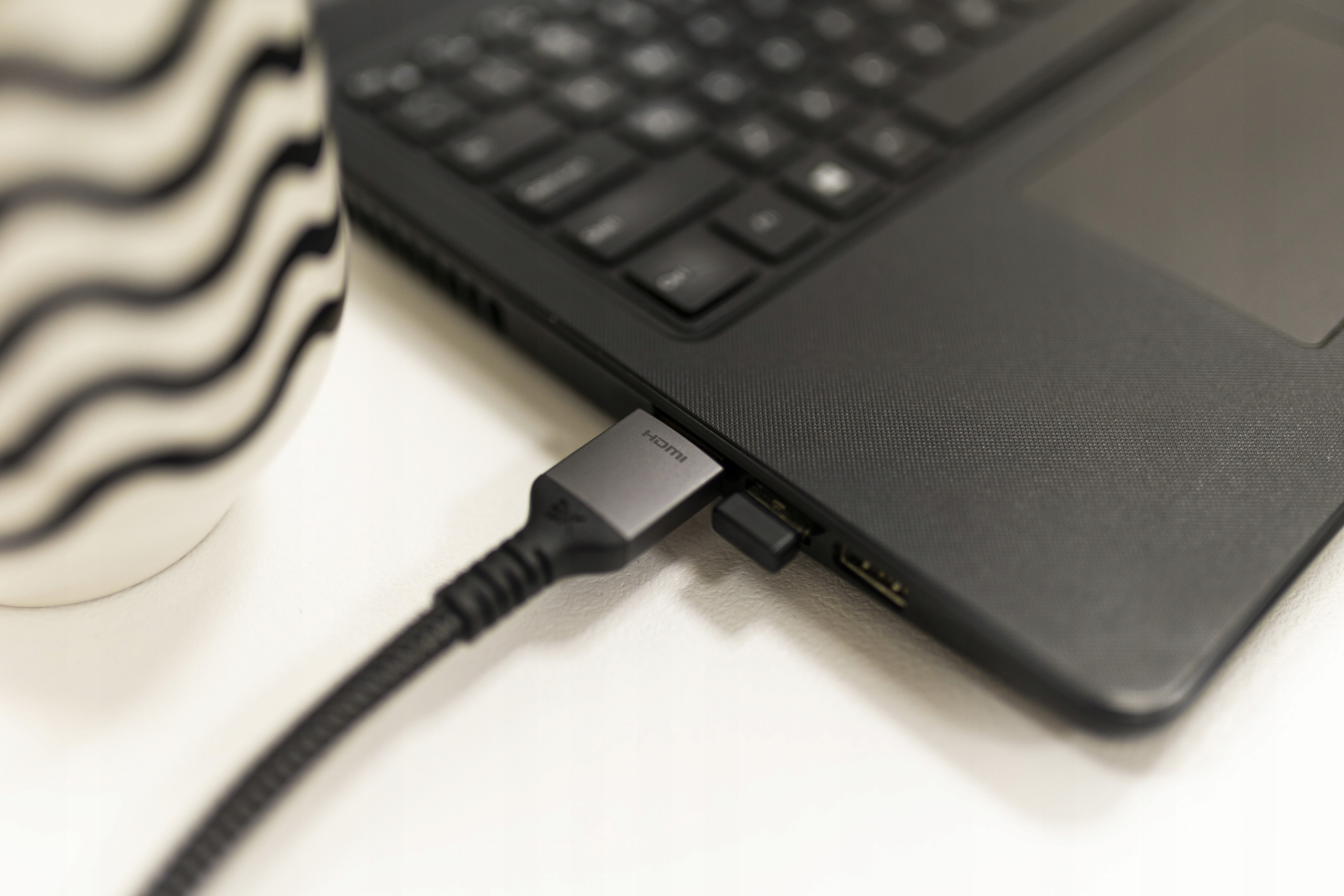 Ultra High Speed HDMI 2.1 – Obsługa rozdzielczości 8K i 4K