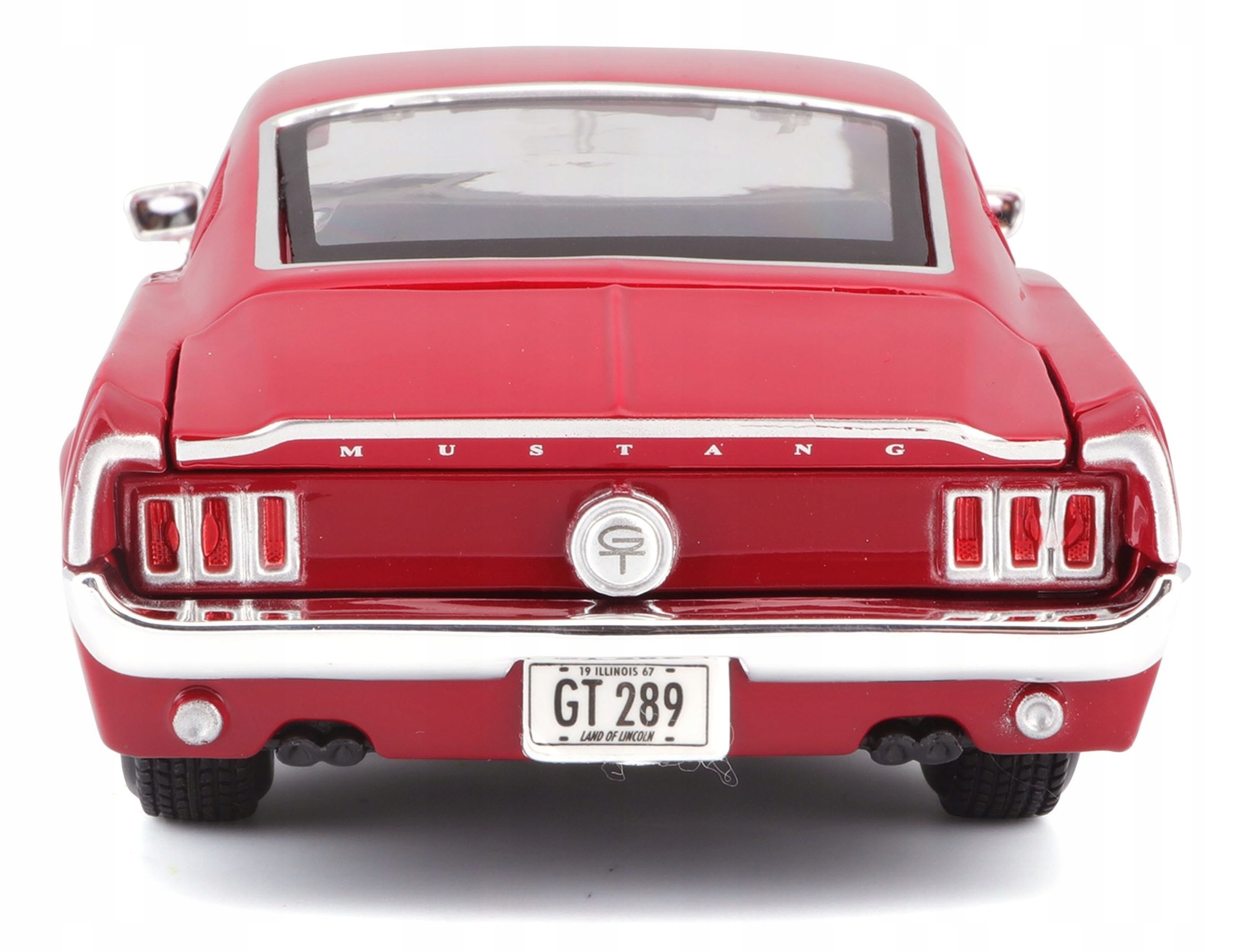 Estetyczne opakowanie i wymiary modelu